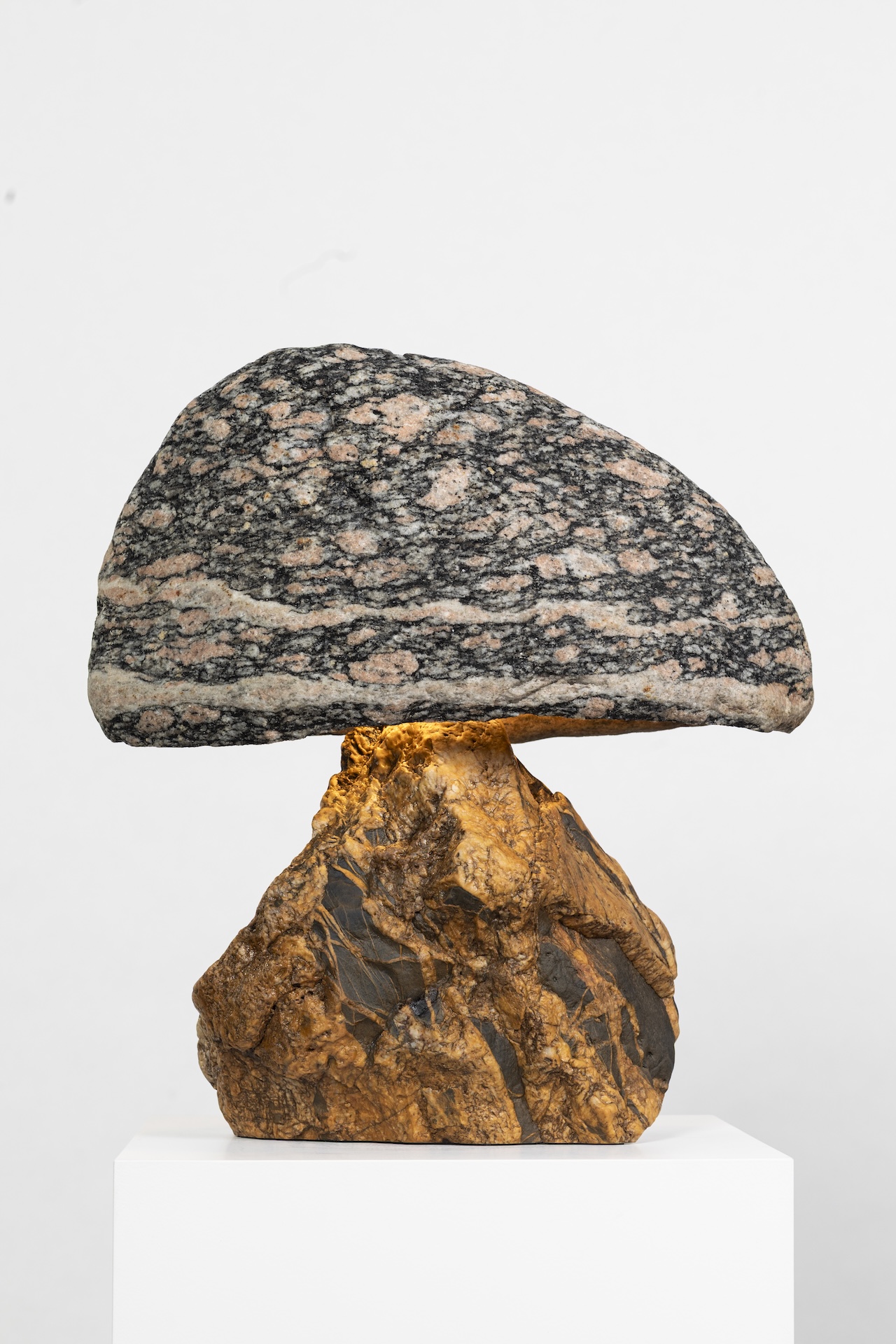 Maarten De Ceulaer, Cairn Light 37