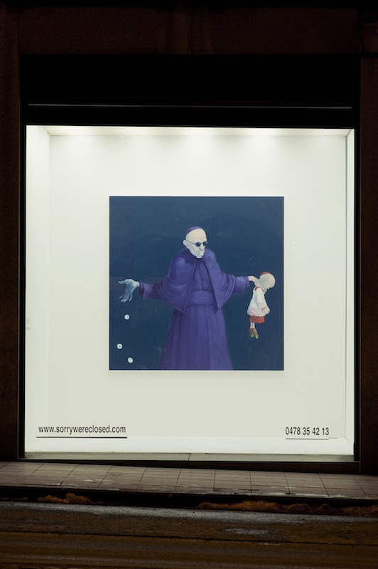 A Naked Eye on a Welldressed Lie